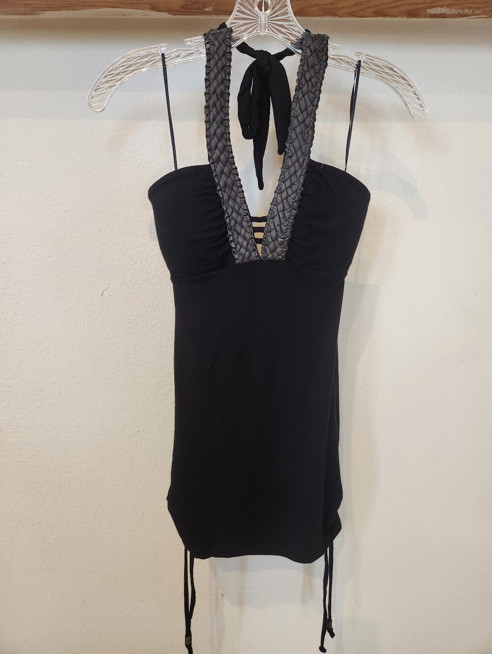 Guess Brand Black Braided Halter Women's Stretch  Tank Top With Rucjed Side Ties